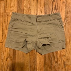 Kabul Catalina Shorts